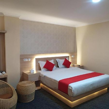 รังกาโยบาซา โฮเต็ล ปาดังปันจัง Hotel บูกิตติงกี ภายนอก รูปภาพ